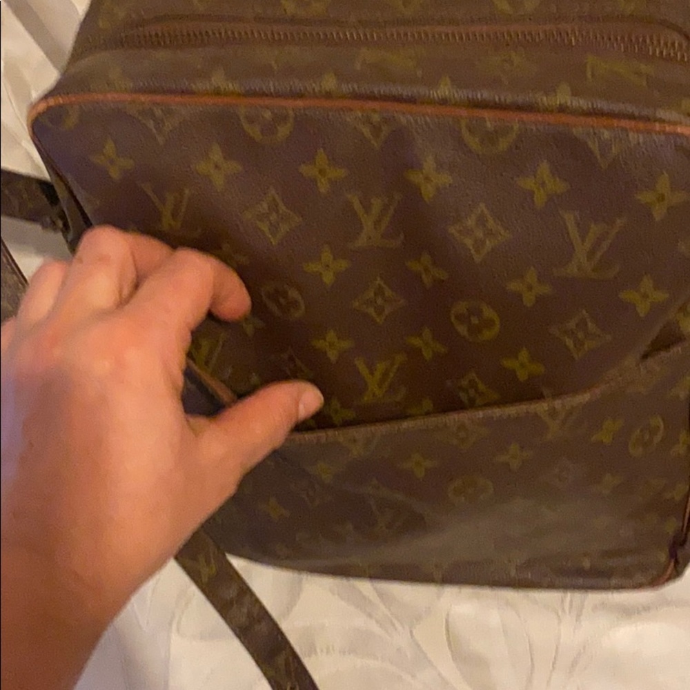 Louis Vuitton Unisex Messenger Bag Cross Body, - Picture 5 of 9